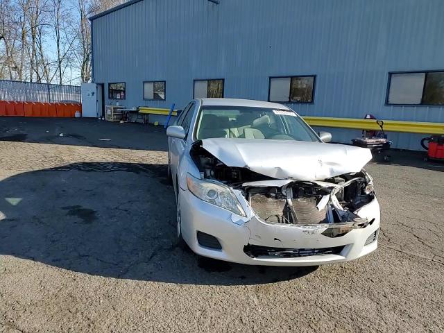 2010 Toyota Camry - Image 10