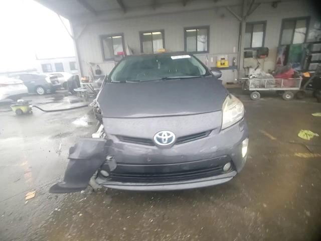 2014 Toyota Prius - Image 10
