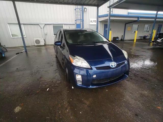 2010 Toyota Prius - Image 11