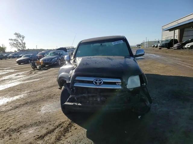 2004 Toyota Tundra - Image 10