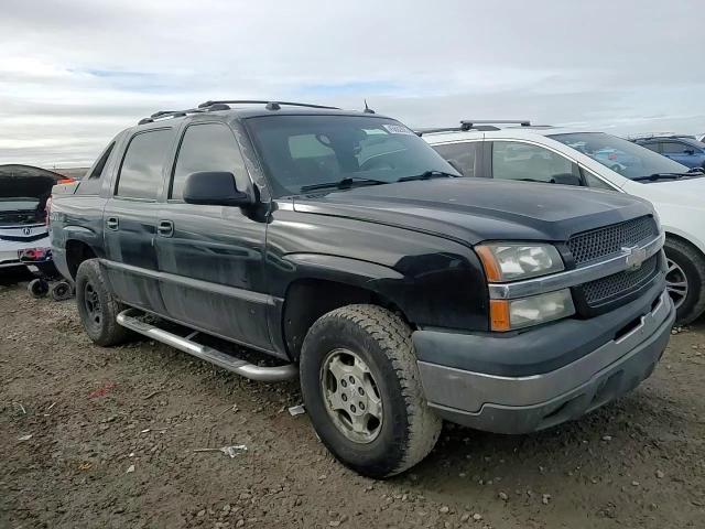 2004 Chevrolet Avalanche - Image 11