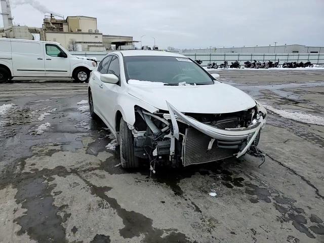 2015 Nissan Altima - Image 10