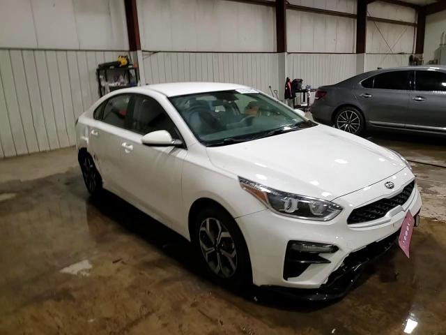 2020 Kia Forte - Image 13