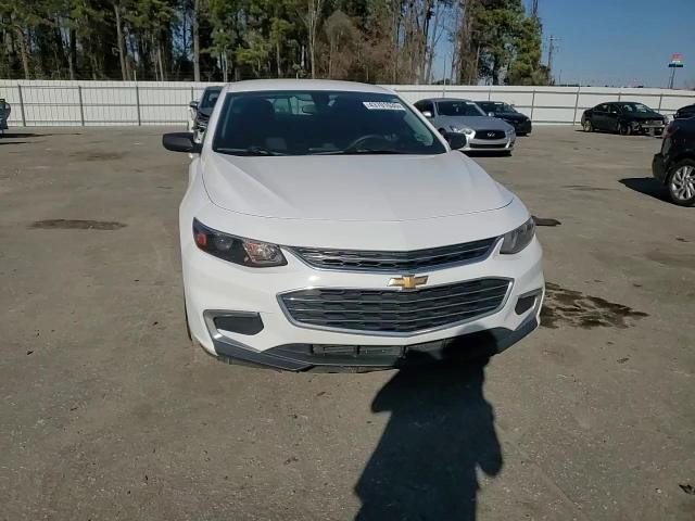 2018 Chevrolet Malibu - Image 10