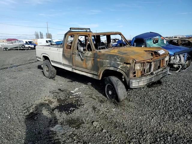 1986 Ford F250 - Image 11