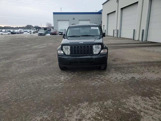 2008 Jeep Liberty (North America) - Image 12