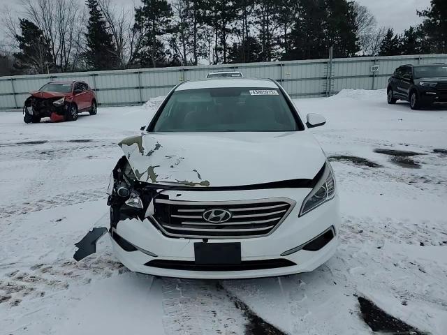 2016 Hyundai Sonata - Image 11