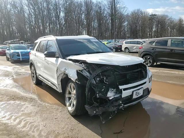 2020 Ford Explorer - Image 15