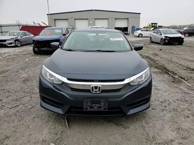 2018 Honda Civic - Image 11