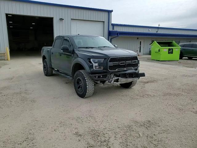 2018 Ford F-150 - Image 10