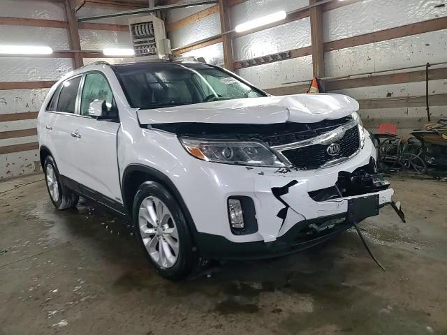 2015 Kia Sorento - Image 14