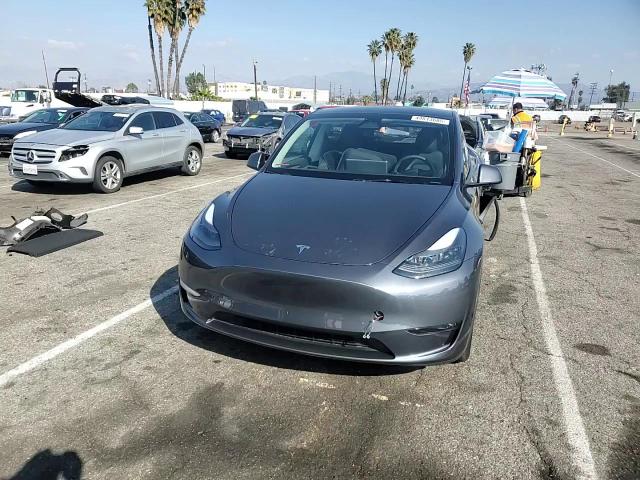 2023 Tesla Model Y VIN: 7SAYGAEE7PF957507 Lot: 44813685