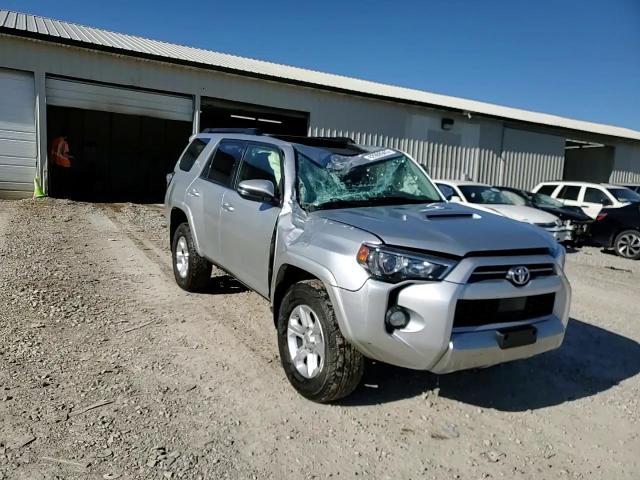 2020 Toyota 4Runner - Image 14