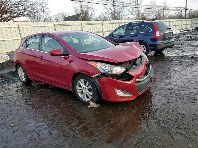 2013 Hyundai Elantra - Image 10