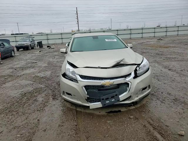 2016 Chevrolet Malibu - Image 11