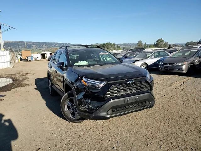 2024 Toyota RAV 4 - Image 14