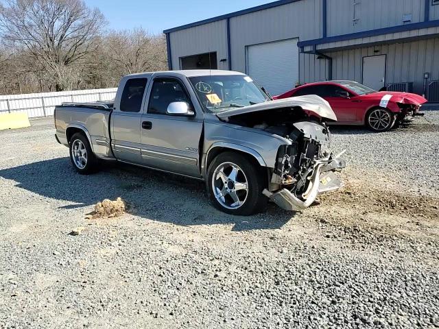2000 Chevrolet Silverado C1500 VIN: 1GCEC19T4YZ183443 Lot: 46605465