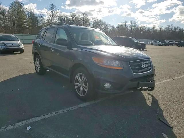 2011 Hyundai Santa Fe - Image 11