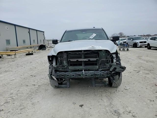 2016 RAM 1500 - Image 10