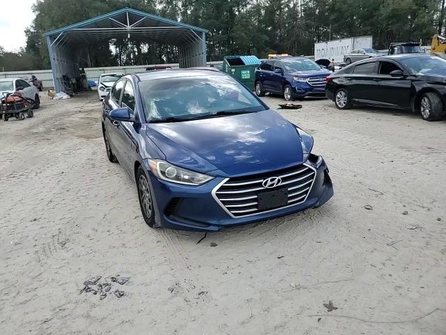 2017 Hyundai Elantra - Image 14