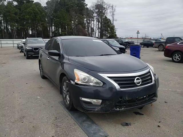 2015 Nissan Altima - Image 11