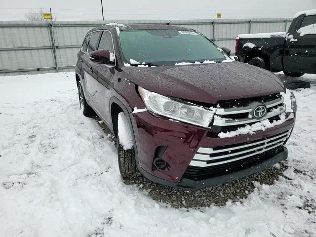 2019 Toyota Highlander - Image 11