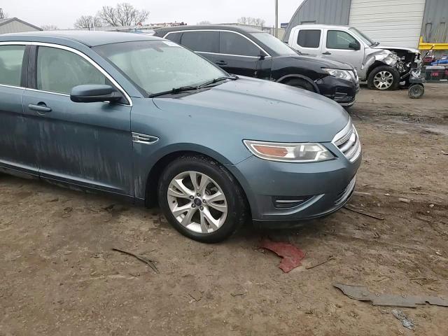 2010 Ford Taurus - Image 10