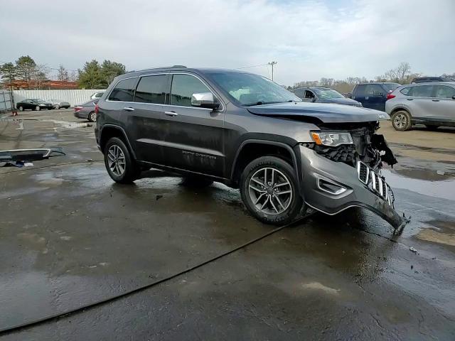 2019 Jeep Grand Cherokee - Image 13