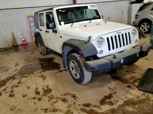 2015 Jeep Wrangler - Image 14