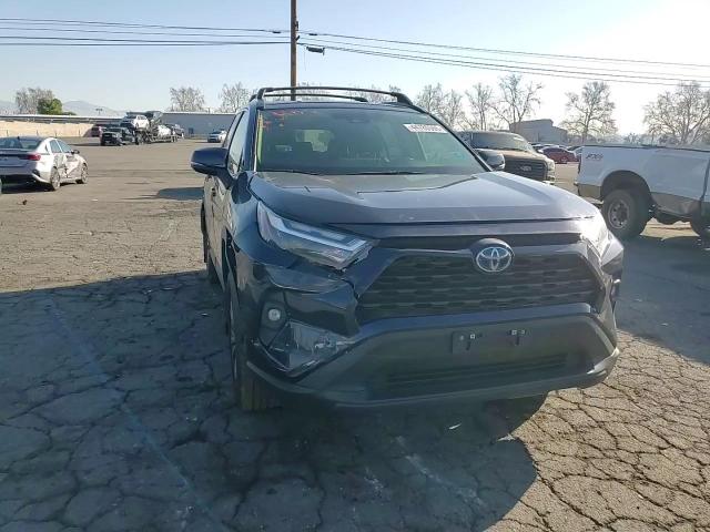 2024 Toyota RAV 4 - Image 11