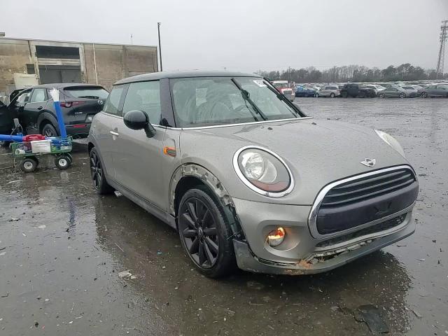 2018 MINI Cooper - Image 10