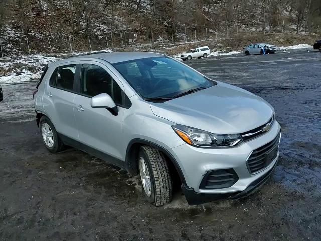 2020 Chevrolet Trax - Image 10