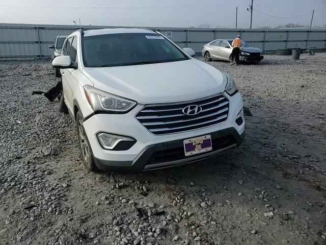 2013 Hyundai Santa Fe - Image 12