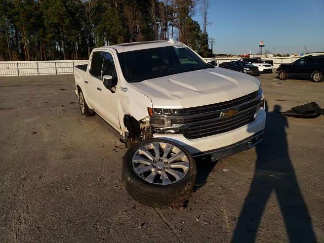 2019 Chevrolet Silverado - Image 10