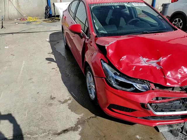 2017 Chevrolet Cruze - Image 13