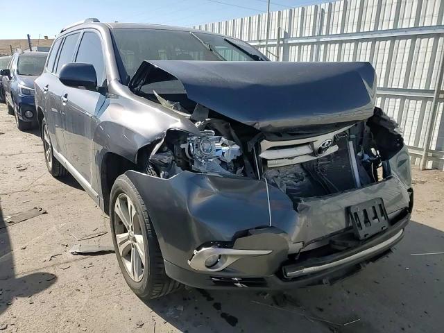 2012 Toyota Highlander - Image 12