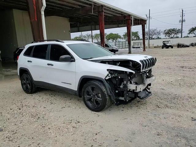 2017 Jeep Grand Cherokee - Image 15