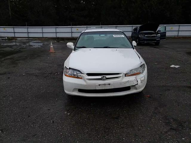 2000 Honda Accord - Image 11