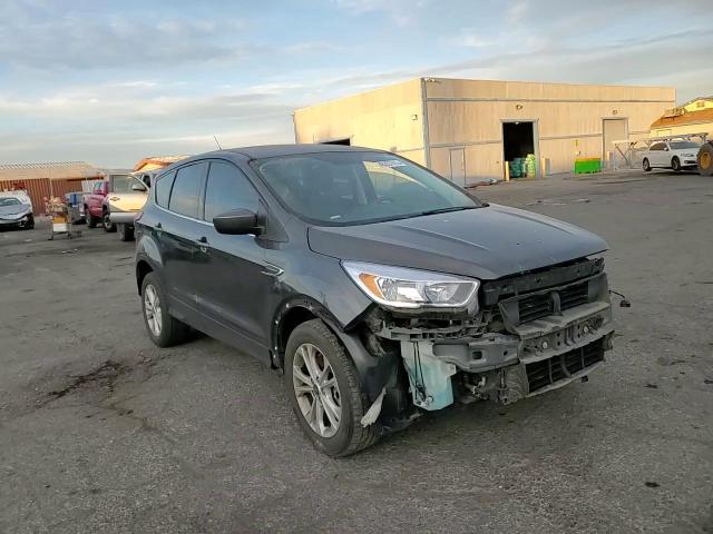 2019 Ford Escape - Image 11