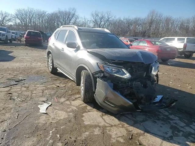 2017 Nissan Rogue - Image 12
