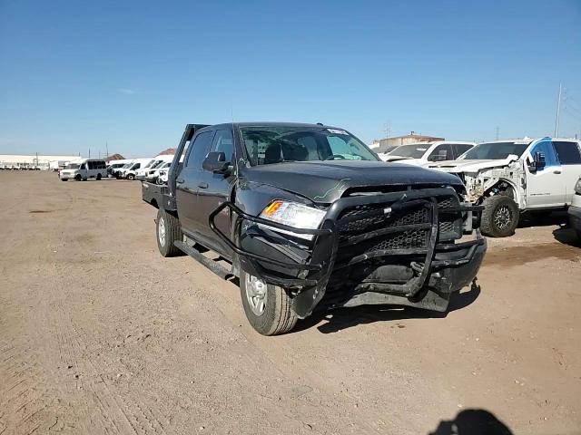 2018 RAM 3500 - Image 10