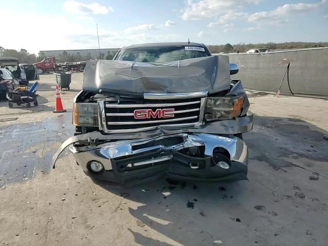 2012 GMC Sierra - Image 13