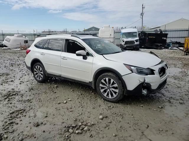 2019 Subaru Outback - Image 11