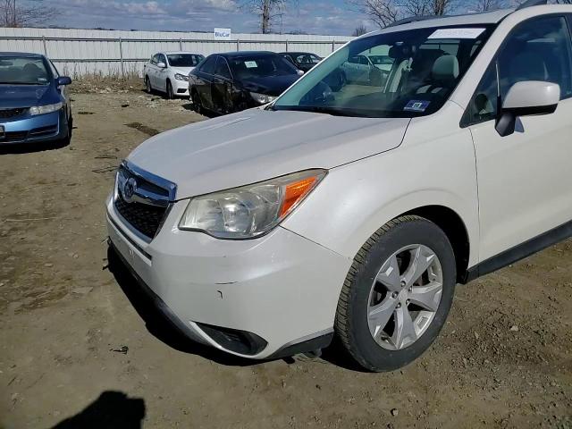 2014 Subaru Forester - Image 12