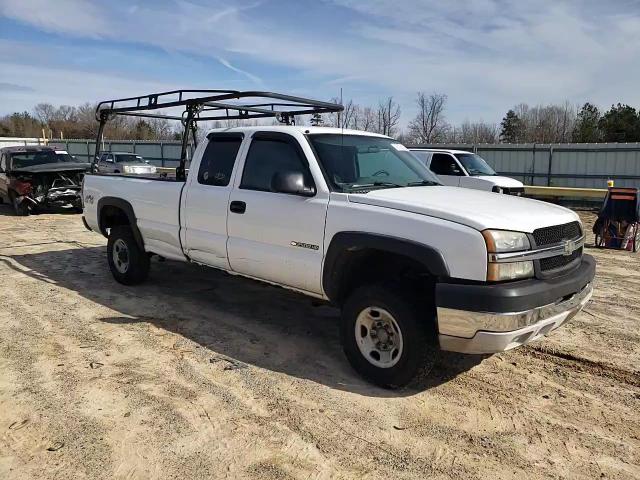 2004 Chevrolet Silverado - Image 10