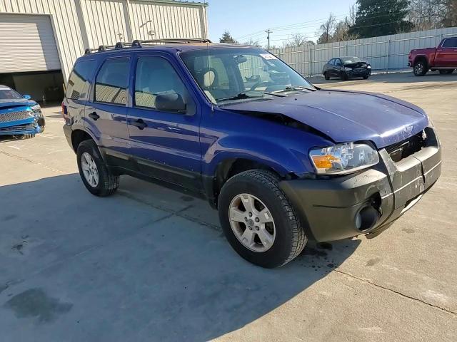 2005 Ford Escape - Image 10