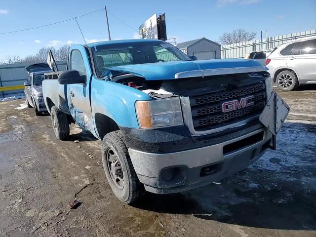 2011 GMC Sierra - Image 10