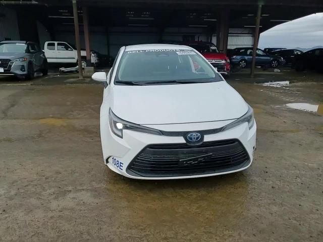 2024 Toyota Corolla - Image 11