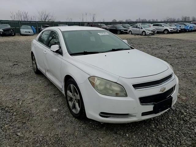 2009 Chevrolet Malibu - Image 11