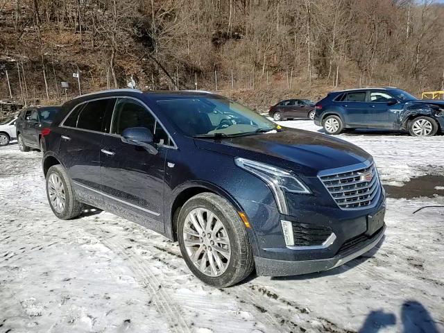 2017 Cadillac XT5 - Image 14
